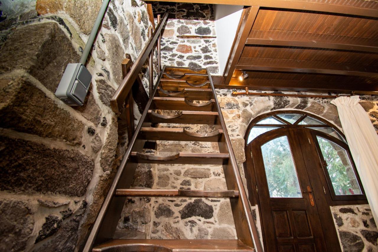 Plousiadi΄S Stone House Apartment Paloi Luaran gambar