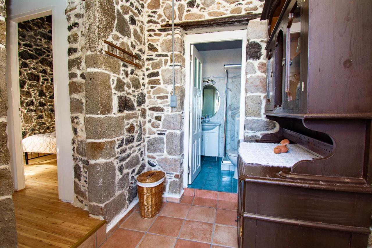 Plousiadi΄S Stone House Apartment Paloi Luaran gambar