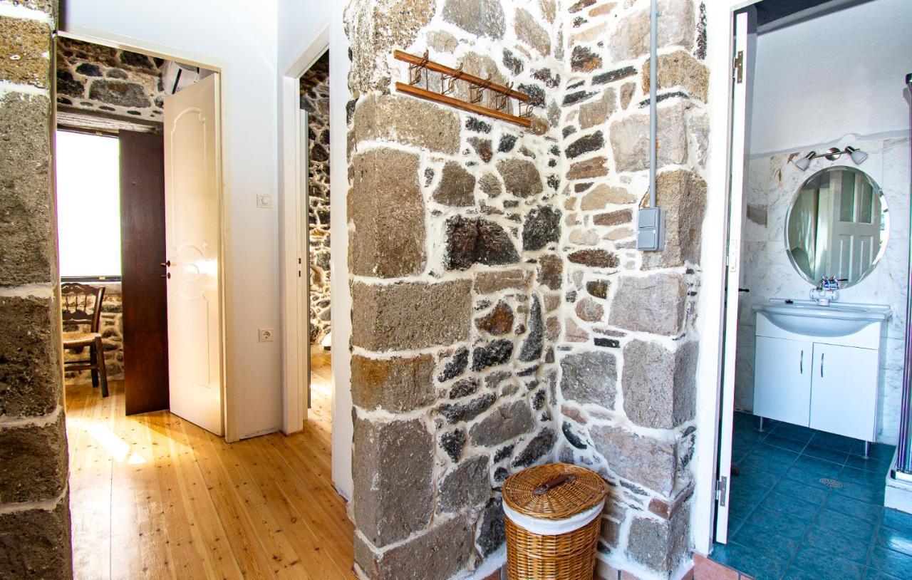 Plousiadi΄S Stone House Apartment Paloi Luaran gambar